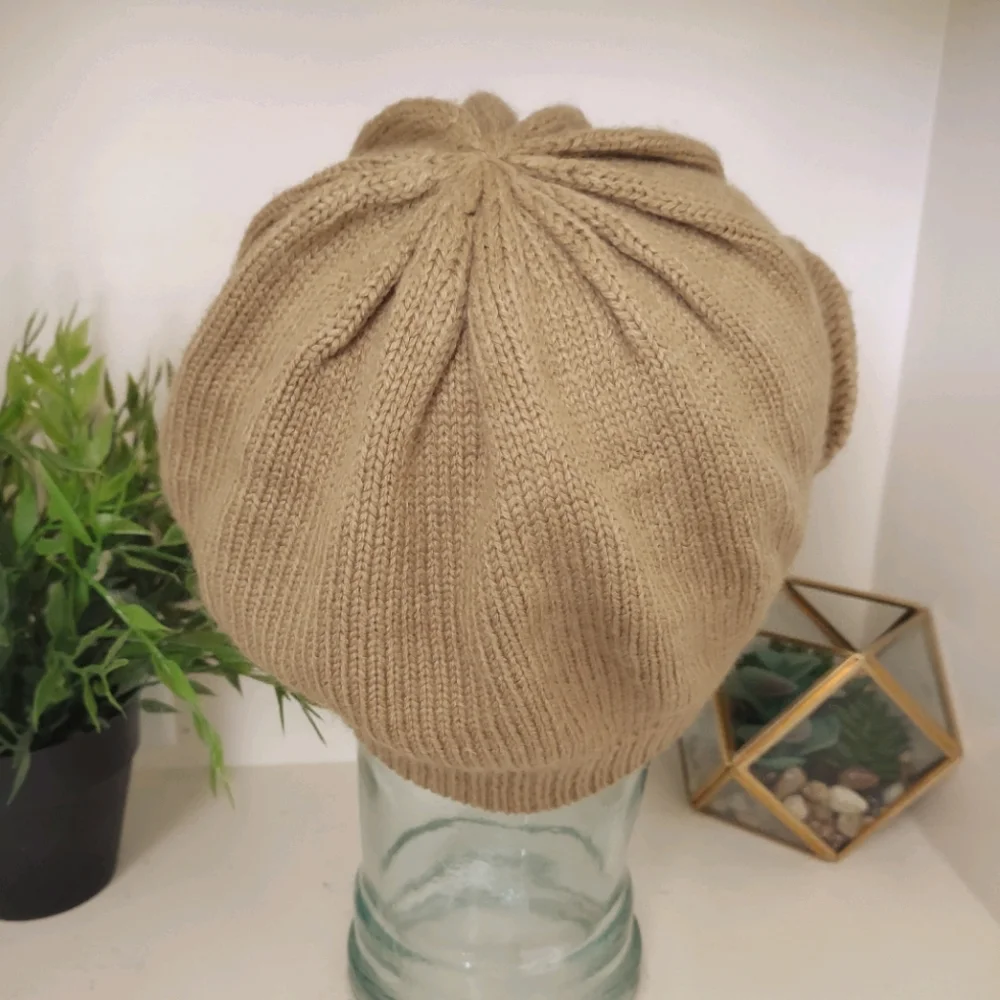 Hat Knit Rosette Tan
